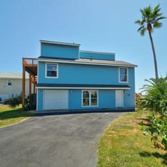Pelican Place
