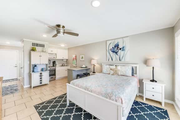 Unit 108 - Image 1