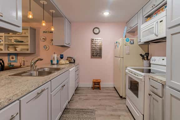 Unit 207 - Image 1