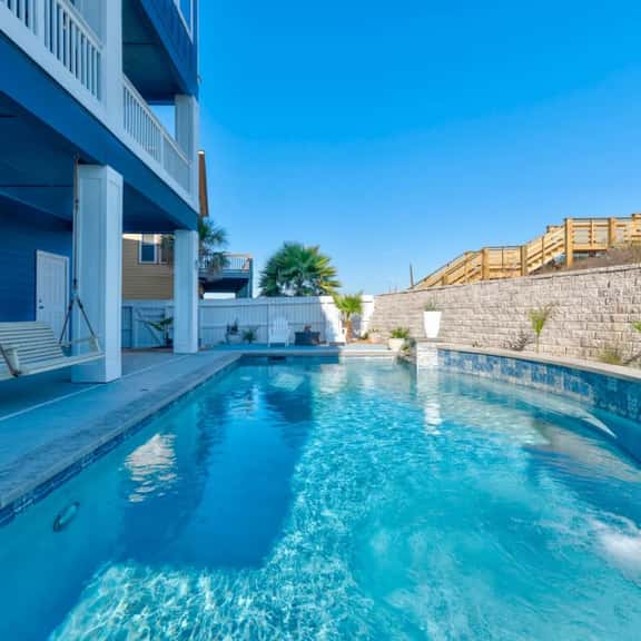 Horizon House - Image 1