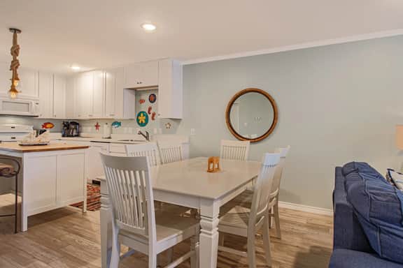 Unit 304 - Image 5